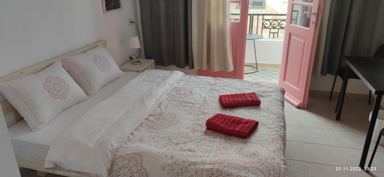 Guesthouse Comfy - Separate Rooms In The Apartment For A Relaxing Holiday Haifa Exterior foto